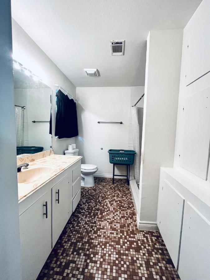Cozy Private Bed & Bath Near Medical Center, Galleria And Dt هيوستن المظهر الخارجي الصورة